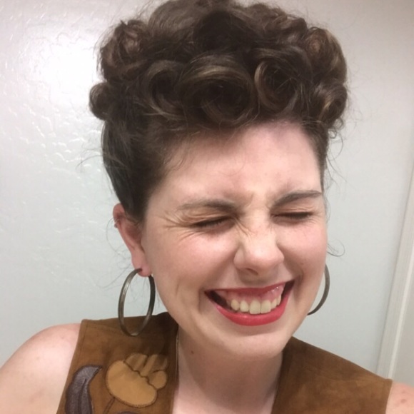 Meet your Posher, Emma - Picture 4 of 8